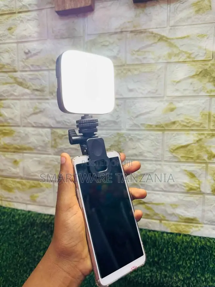 Plokama U80 Led Video Light 3000- Portable Phone Clip