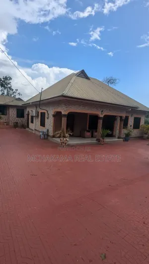 3bdrm House in Mchakama Real Estate, Mbezi for sale