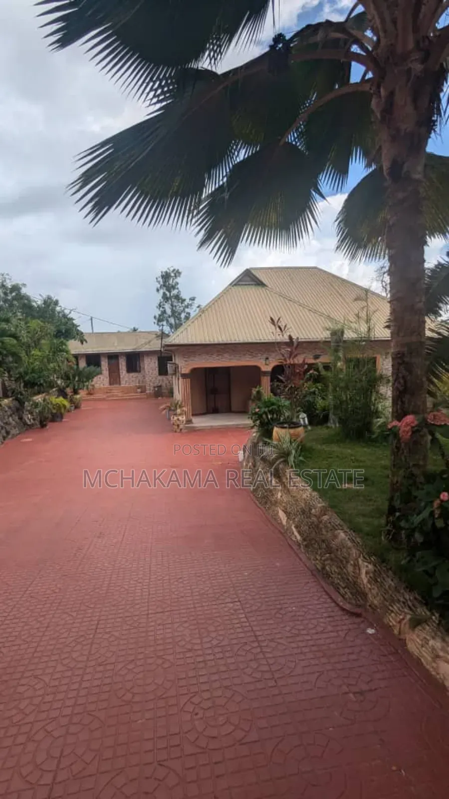 3bdrm House in Mchakama Real Estate, Mbezi for sale