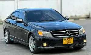 Mercedes-Benz C200 2008 Black