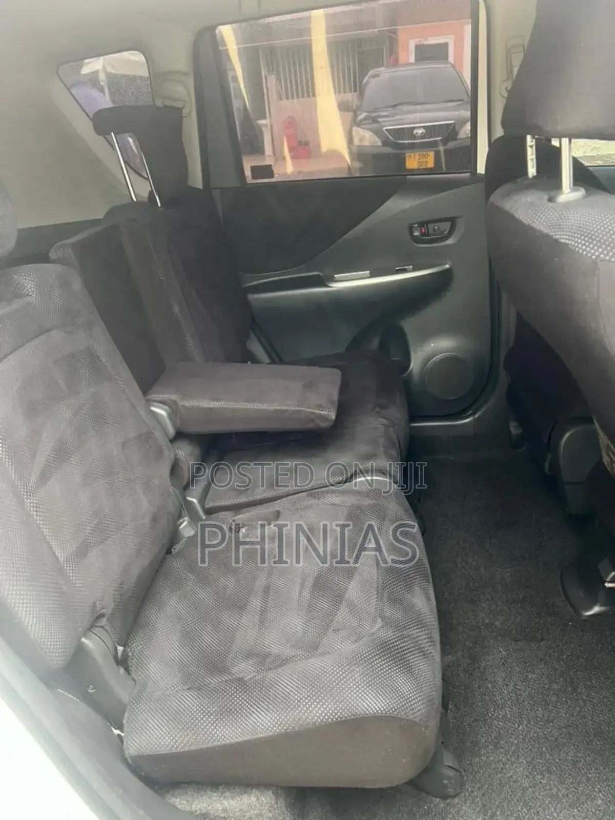 Toyota Ractis 2008 White