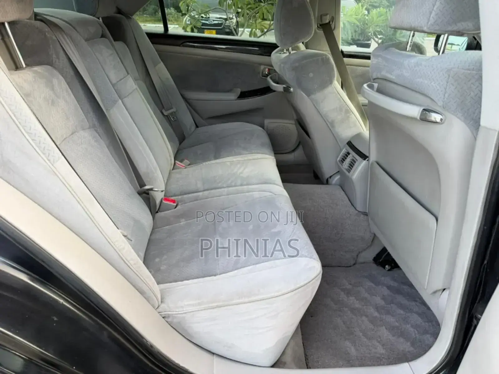 Toyota Crown 2006 Black