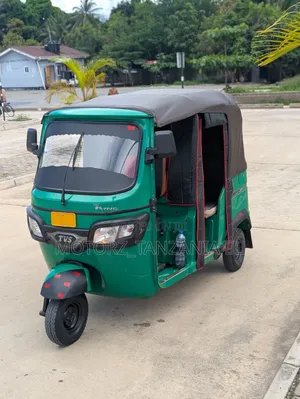 TVS King Deluxe Plus iTouch Start 2024 Green
