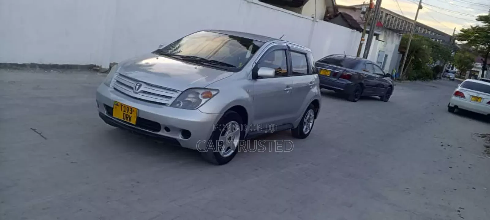 Toyota IST 2005 Silver