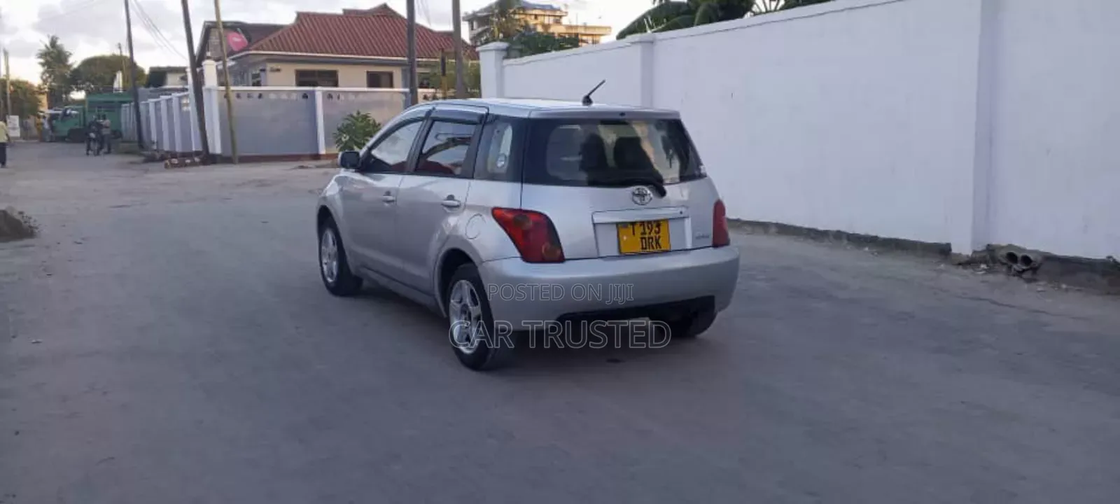 Toyota IST 2005 Silver