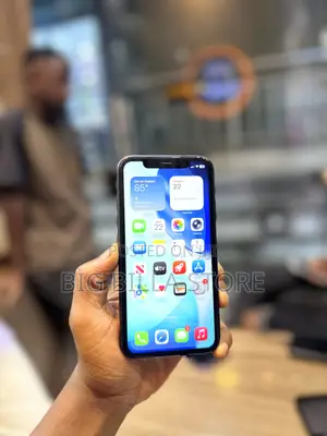 Apple iPhone 11 64 GB Black