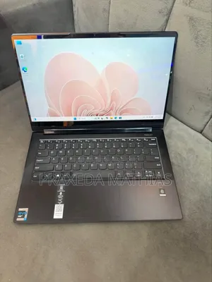 New Laptop Lenovo Yoga 7i 16GB Intel Core Ultra 7 SSD 1T
