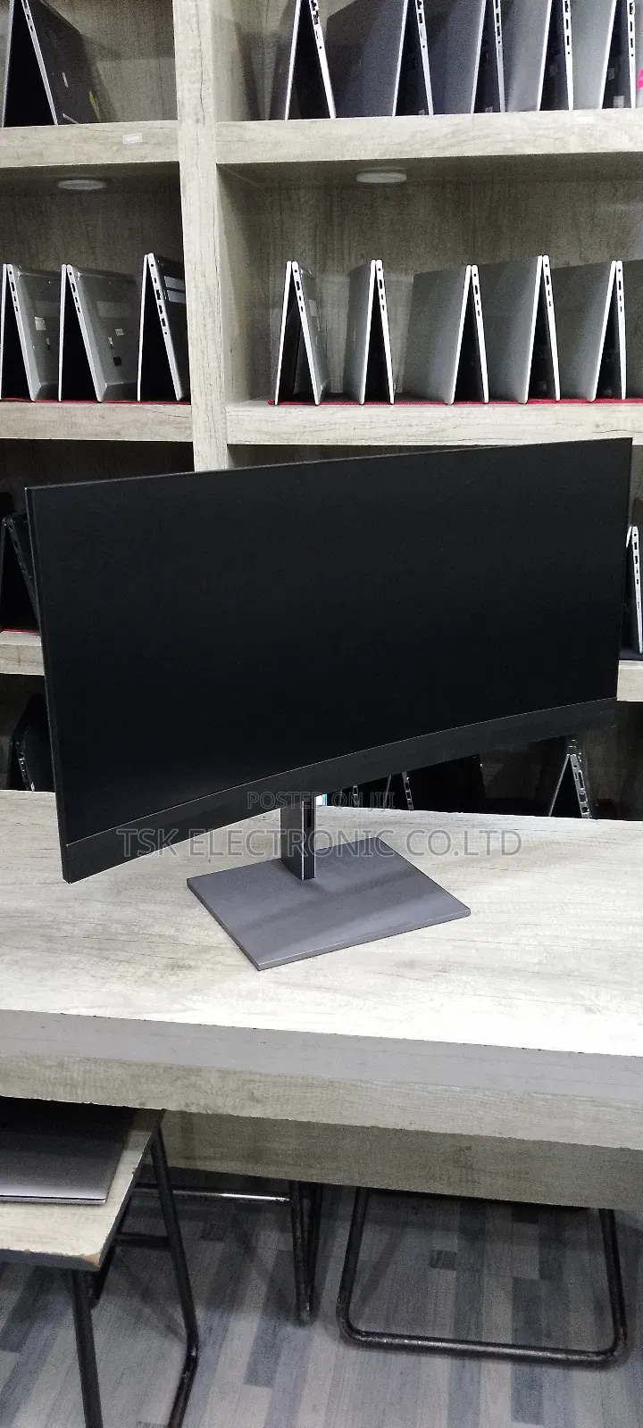 Hp 34-Inches Curved Monitor