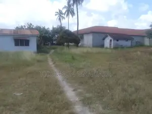 Plot at Boko Magengeni Barabarani