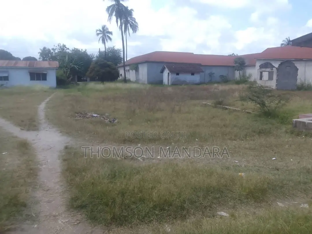Plot at Boko Magengeni Barabarani