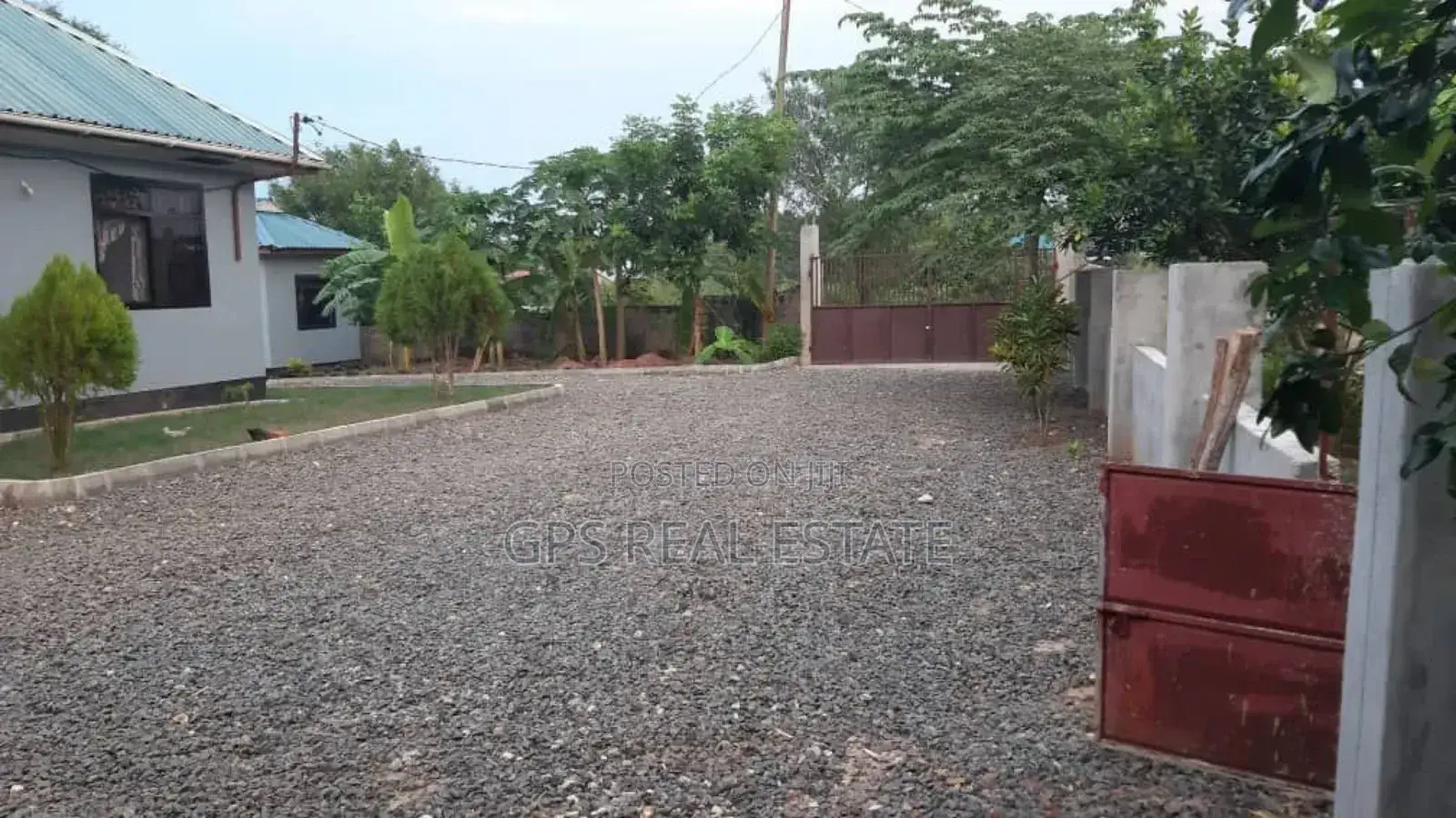 3bdrm House in Kibamba Kwa Mangi, Kinondoni for sale