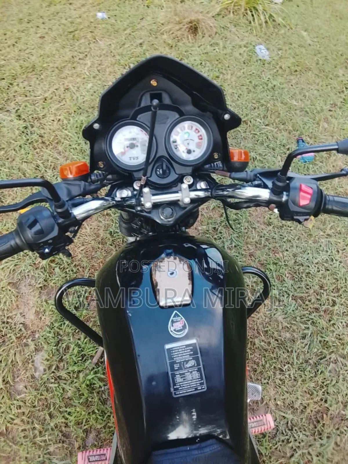 New TVS HLX 125 2025 Black