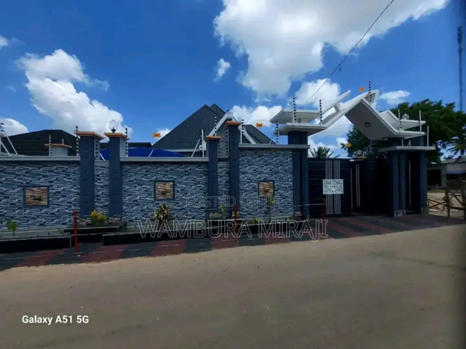 Furnished 4bdrm Block of Flats in Nyumba, Temeke for sale