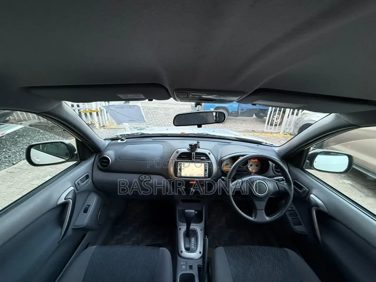 Toyota RAV4 Automatic 2003 White