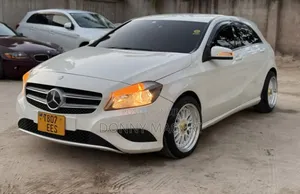 Mercedes-Benz A-Class 2014 White