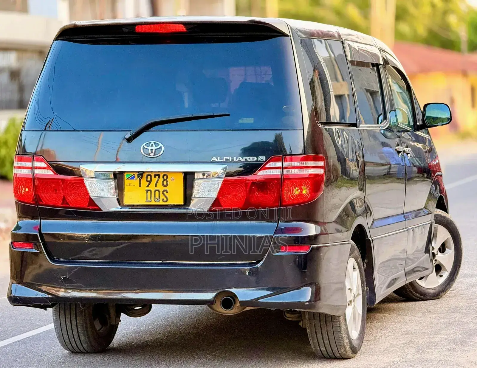 Toyota Alphard 2005 Black