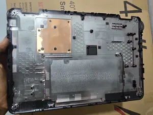 Dell 3189 | 3190 Mfuniko Wa Chini