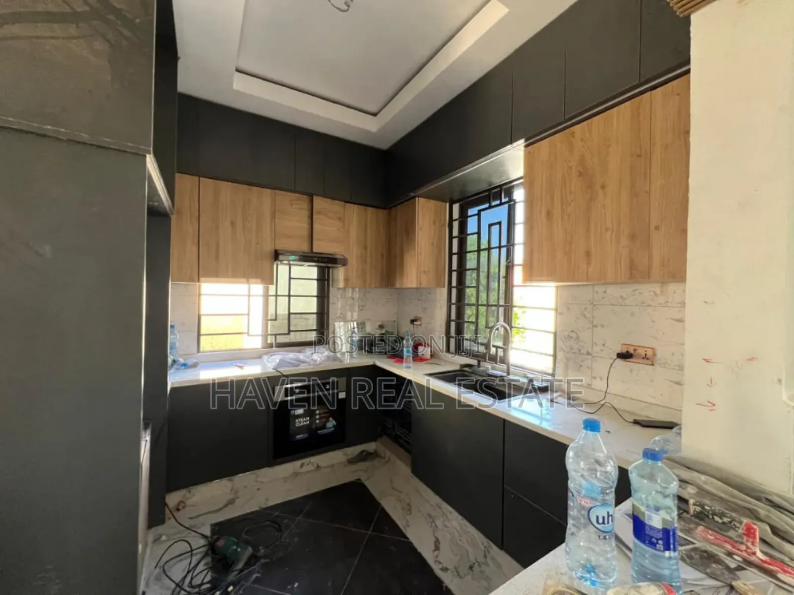 3bdrm House in Goba for sale