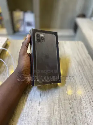 New Apple iPhone 11 Pro Max 64 GB Black
