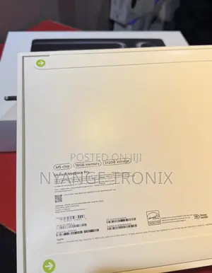 New Laptop Apple Macbook Pro 2025 M5 14-Inch 16GB Apple M5 SSD 512GB