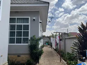 4bdrm House in Nyumba Inauzwa for sale