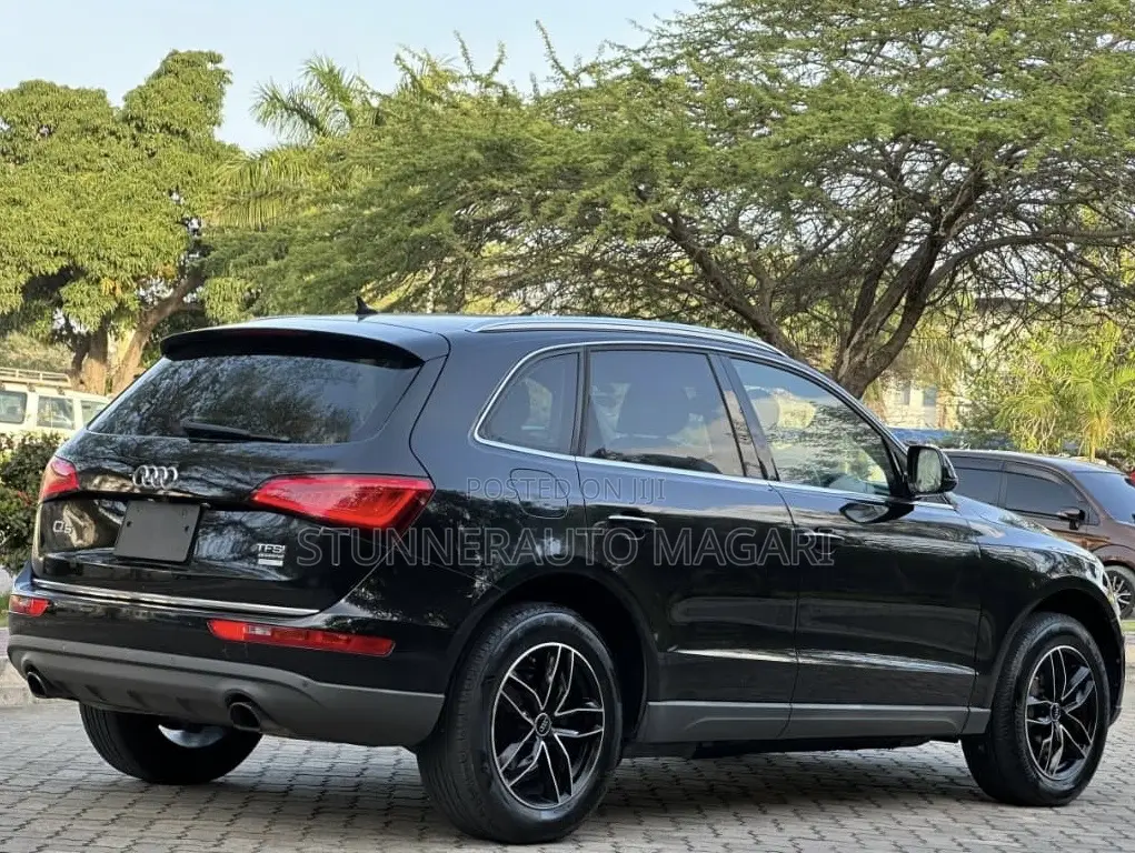 Audi Q5 2015 Black