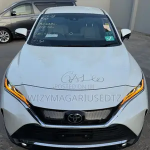 Toyota Harrier 2.0 2021 White