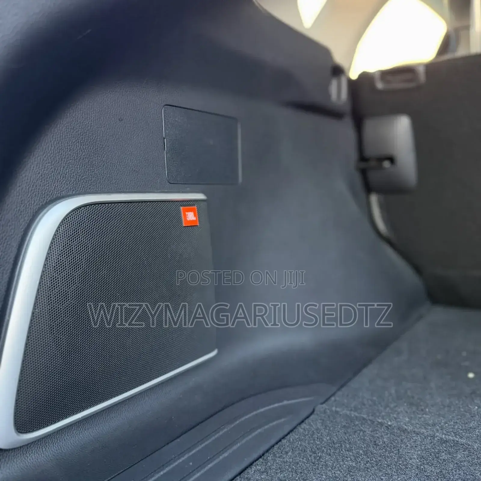 Toyota Harrier 2.0 2021 White