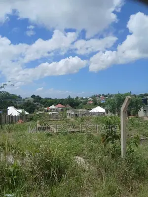 Kiwanja Kinauzwa Kigamboni