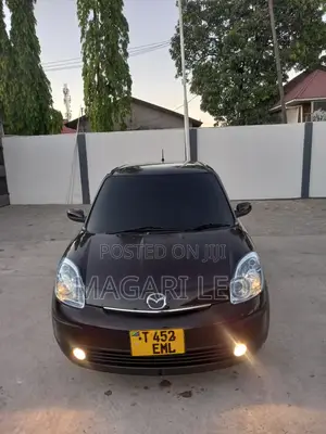 Mazda Verisa 2010 Maroon