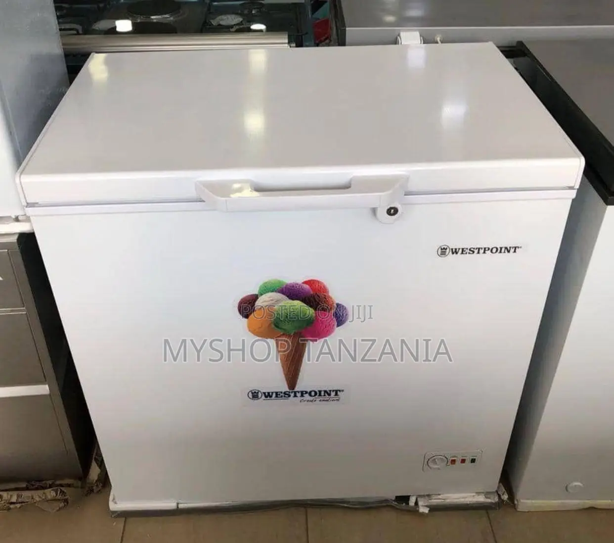 West Point Freezer Liter 200