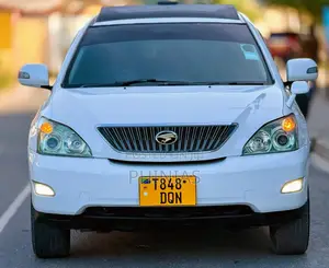 Toyota Harrier 2005 White