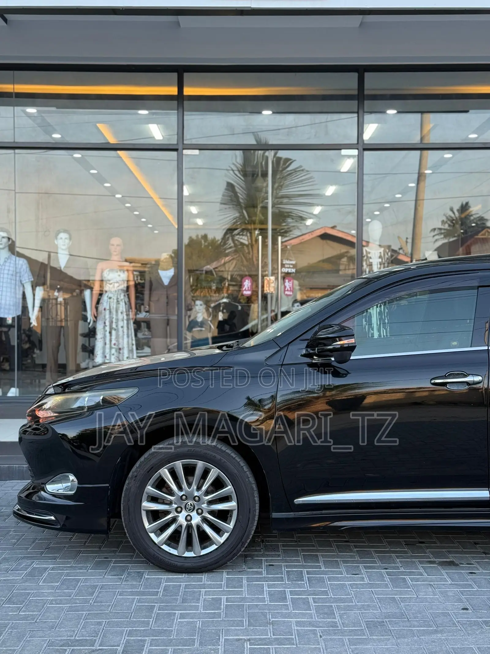 Toyota Harrier 2014 Black