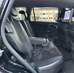 Toyota Vanguard 2010 Black
