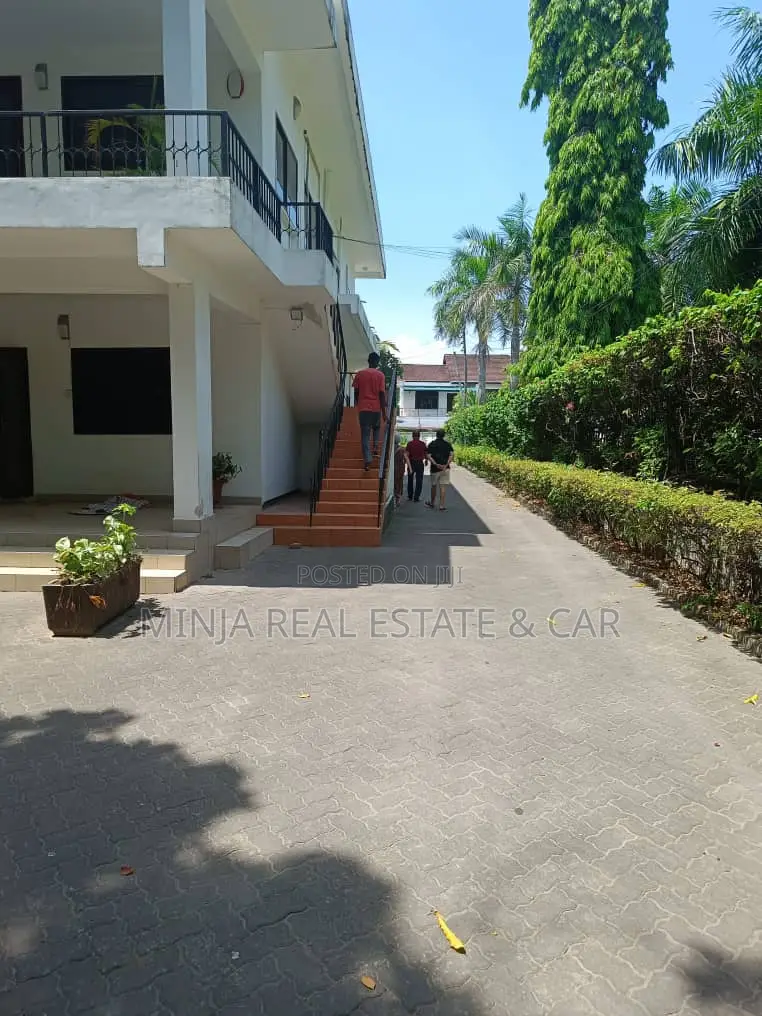 6bdrm House in Masaki for rent