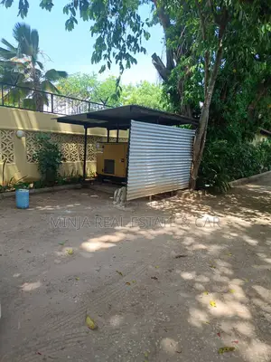5bdrm House in Masaki for rent