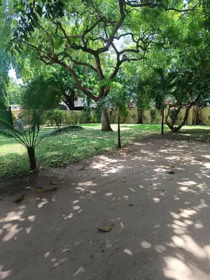5bdrm House in Masaki for rent
