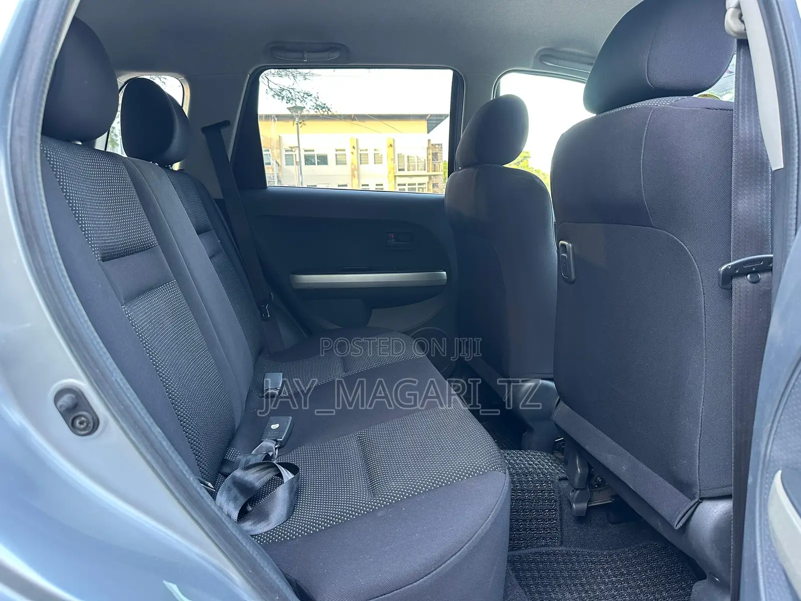 Toyota IST 2003 Silver