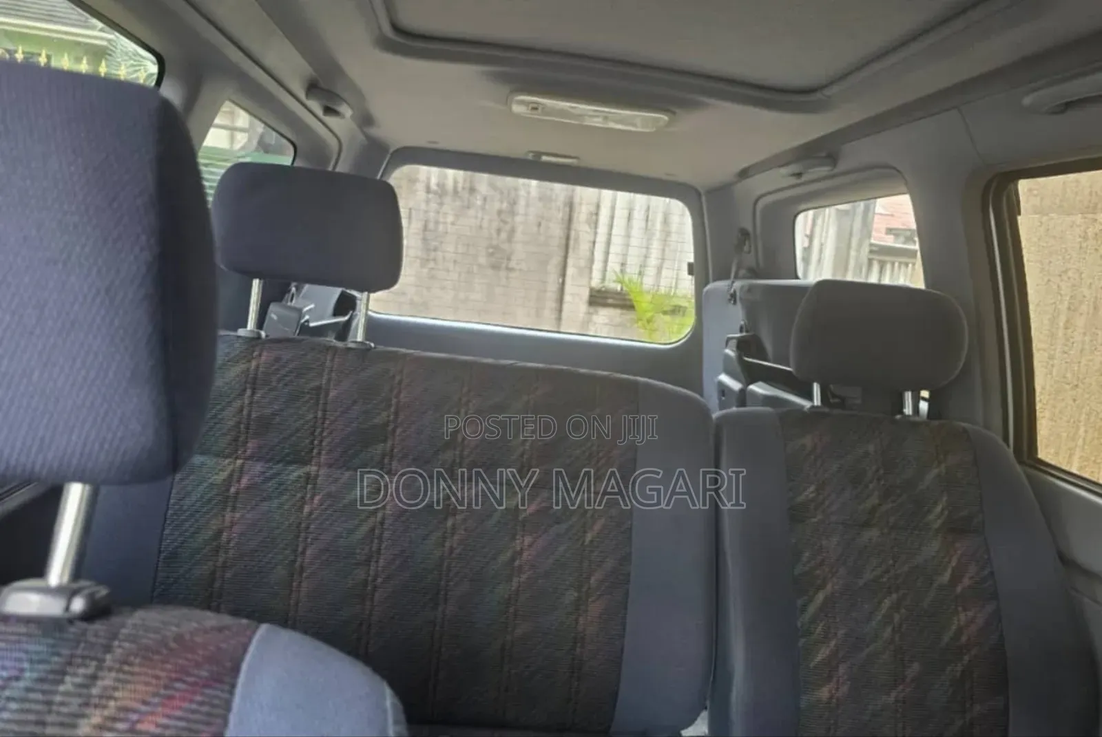 Toyota Noah 2.0 AWD (8 Seater) 2003 Silver
