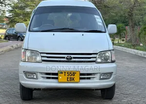 Toyota Noah 2.0 FWD (8 Seater) 2003 Silver