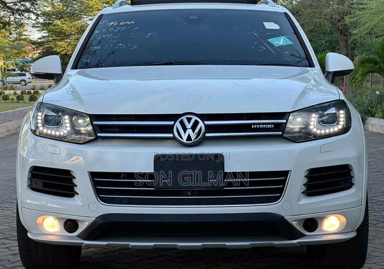 Volkswagen Touareg 2012 White
