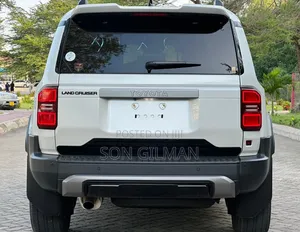 Toyota Land Cruiser Prado 2025 White
