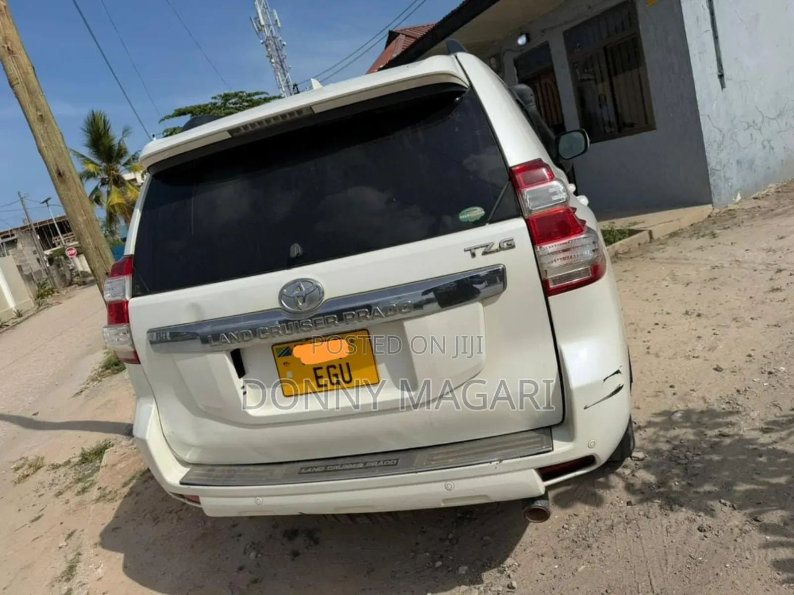 Toyota Land Cruiser Prado 2015 White