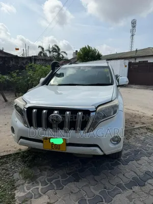 Toyota Land Cruiser Prado 2015 White