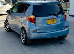 Toyota Ractis 1.5 AWD 2010 Blue