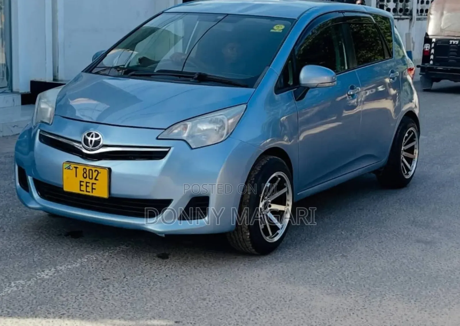 Toyota Ractis 1.5 AWD 2010 Blue