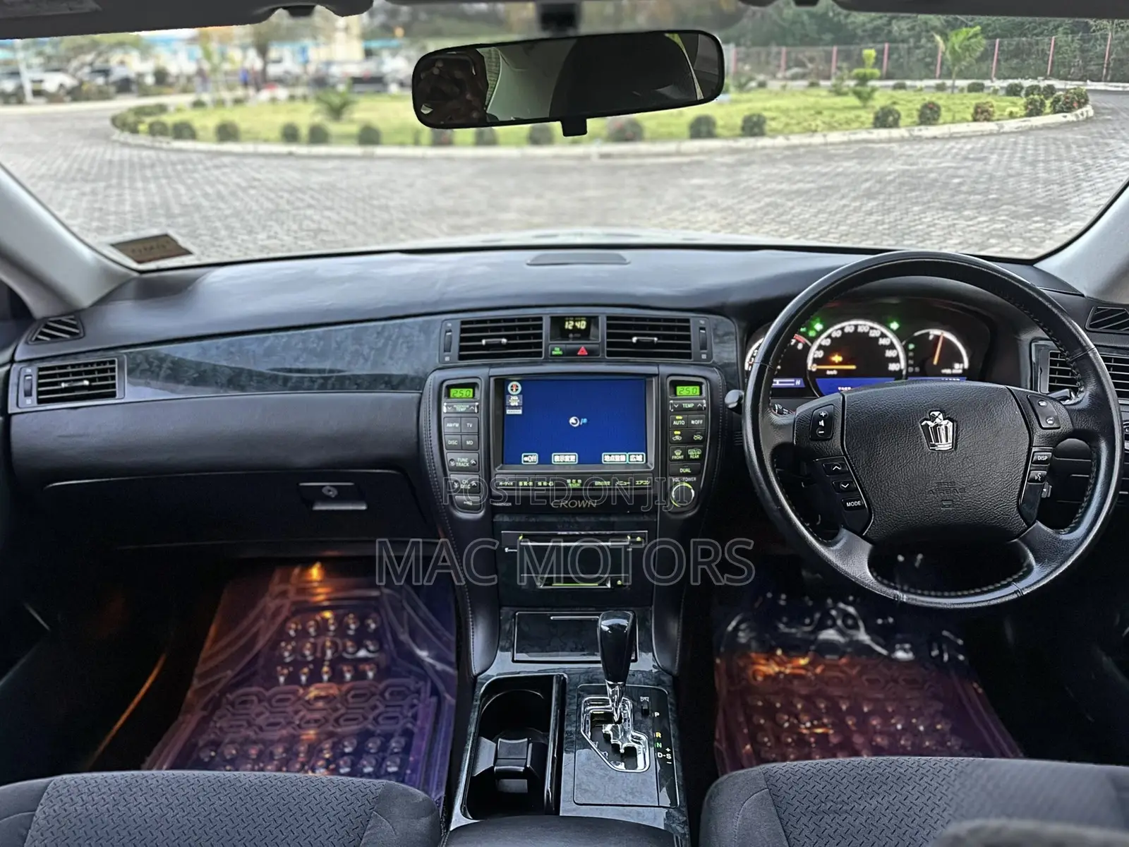 Toyota Crown 2007 Silver