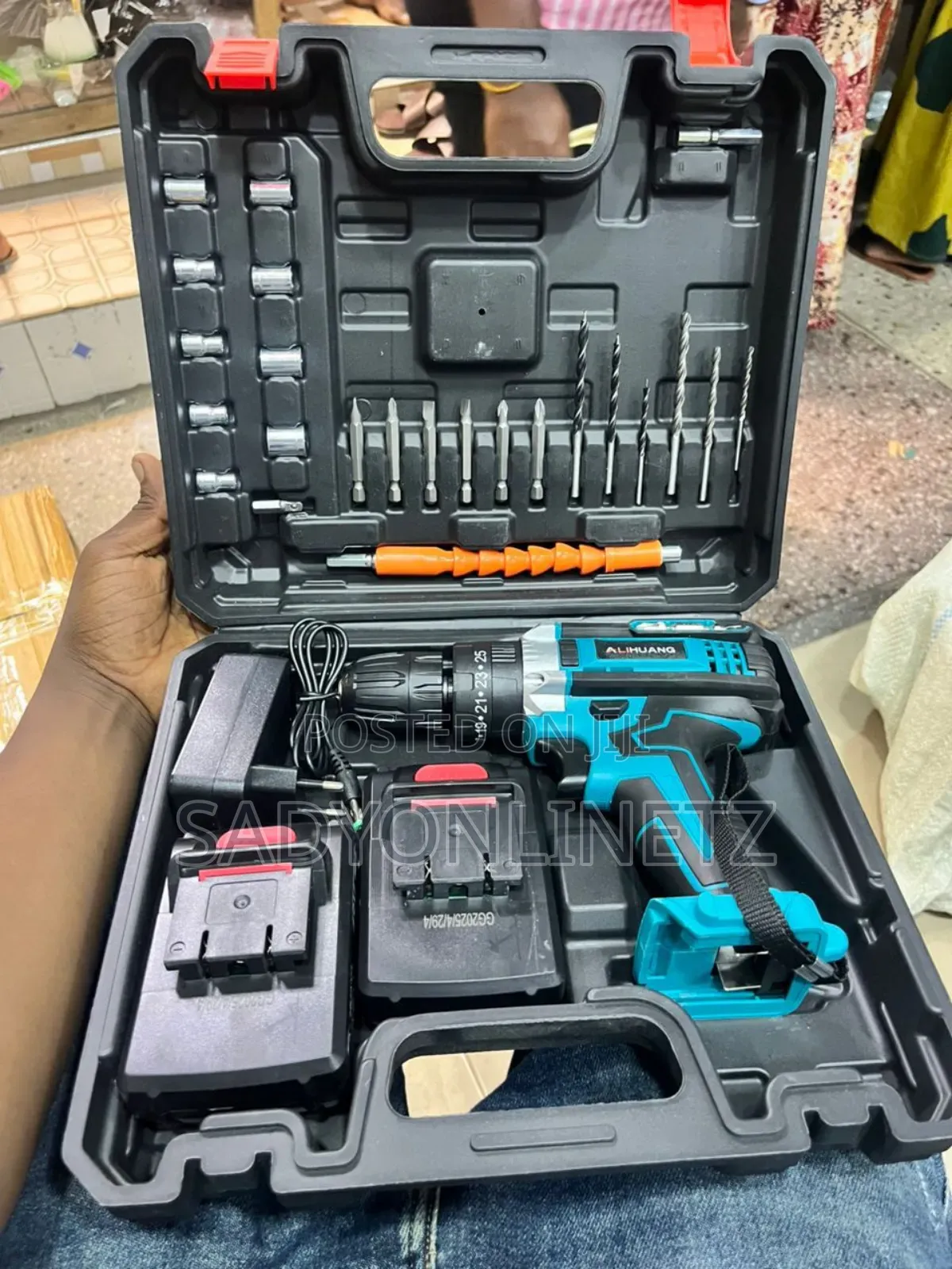 Cordless Drill Set