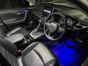 Toyota RAV4 2019 White