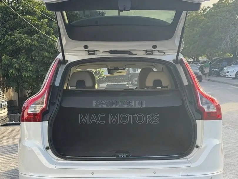 Volvo XC60 2014 White